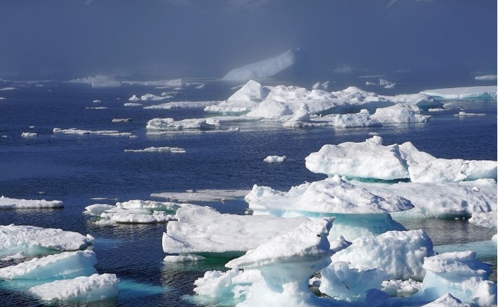 科学家在西伯利亚海发现强大的甲烷“喷泉”