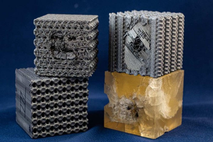 莱斯大学科学家利用3D打印打造出聚合物防弹立方体