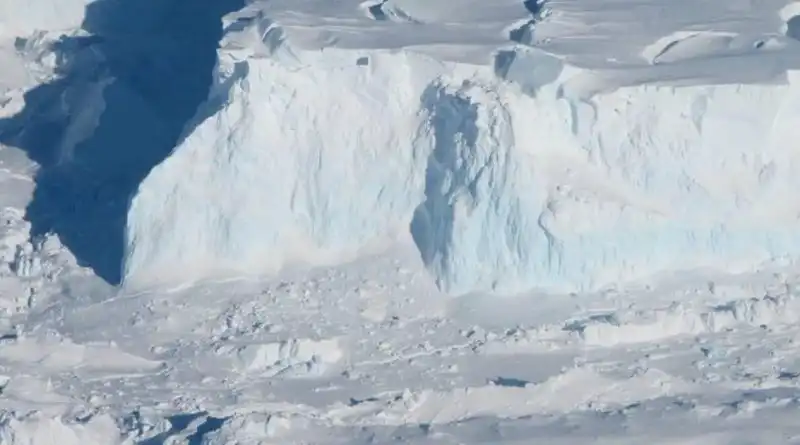 南极研究基地观测到罕见的创纪录高温：18.3℃