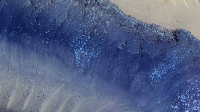 研究：火星大型地貌可能由泥浆而非熔浆形成