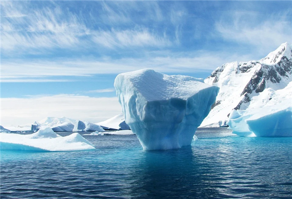 全球23年来损失280000亿吨冰：北极夏季或将无冰
