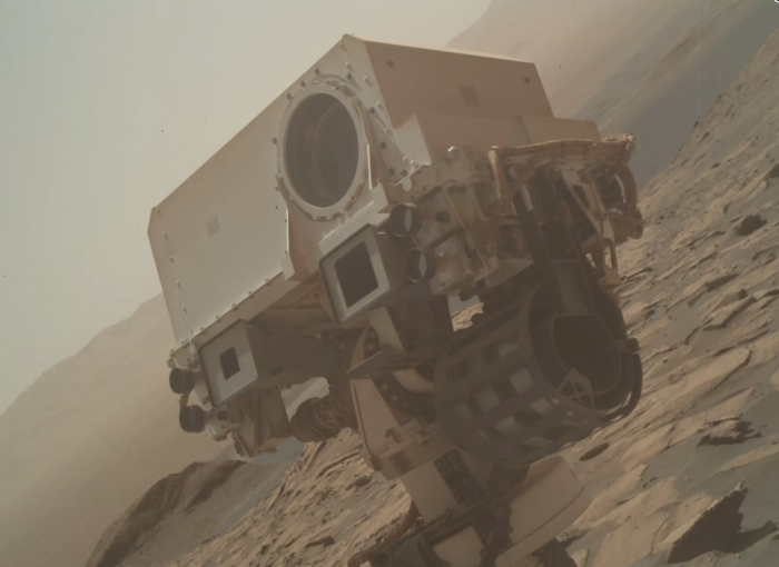 NASA“好奇号”火星车拍下迷人的火星“Plandid”自拍照