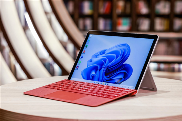 出厂预装Win 11！微软Surface Pro 8/Go 3国行版首销：2988元起