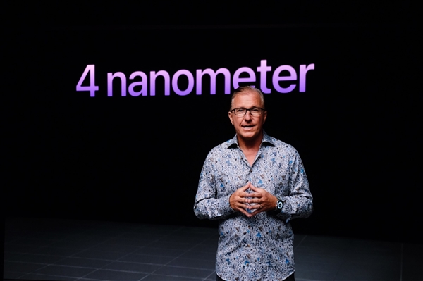 苹果正式发布A16处理器！4nm 160亿晶体管、6+5+16核心