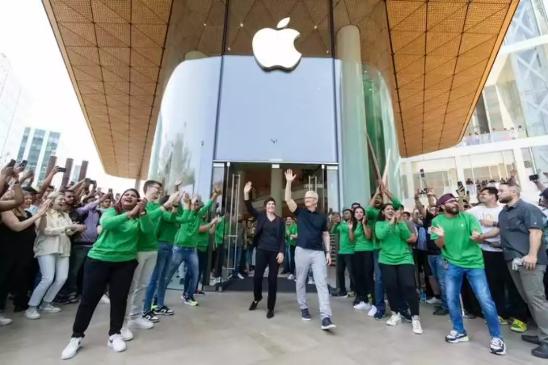 印度塔塔公司的视频（苹果与印度穆鲁加帕、塔塔集团洽谈生产 iPhone 摄像头部件“吸金女王”王菲，北京8套房每套值半个亿，酒吧、发廊让她躺赚）