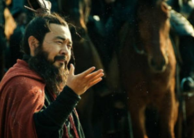 两位大将被曹操俘虏，为什么曹操只放走了关羽呢？（干货满满）