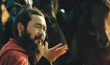 曹操在对待仇人上，为何会和刘备完全不同？（这样也行？）