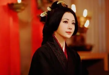 曹丕登基称帝后，为什么没有杀了曹植？（学到了吗）