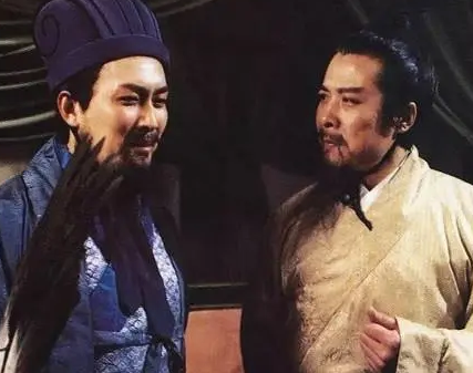 历史上诸葛亮和刘备关系如何 和演义中的区别很大吗（速看）