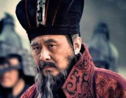 司马懿既然已经看穿了空城计 司马懿为何还要选择撤兵（没想到）