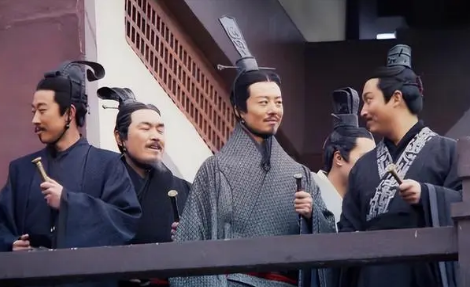 秦始皇为什么要焚书坑儒？这场行动对秦朝意味着什么？（一篇读懂）