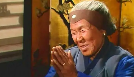 为何说在红楼梦中，刘姥姥这样的人往往更有福报？（一看就会）