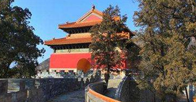 明德陵是哪位皇帝的陵墓？建设的时候遇到了什么困难？（这都可以？）