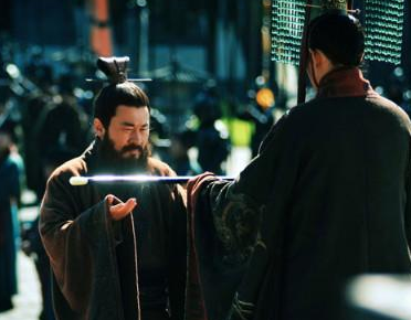 孔融到底做了什么事？为何会被曹操杀害呢？（一看就会）