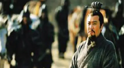 煮酒论英雄上，曹操为什么那么看重还未崛起的刘备？（学到了吗）