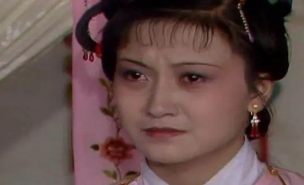 作为傅家的小姐，傅秋芳复制了贾迎春怎样的悲剧？（怎么可以错过）