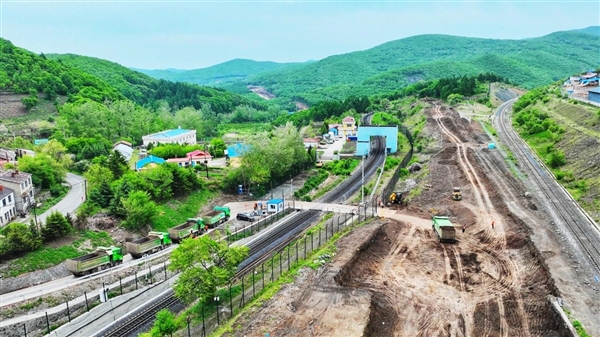 103年历史的老铁路 正式改造！时速55公里变120公里