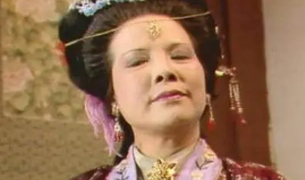 邢夫人发起抄查大观园的活动，为何却说她也是输家？（居然可以这样）