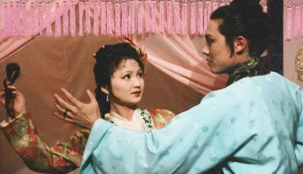 从贾琏沾染的几个女人来看，为何会对她们情有独钟？（没想到）