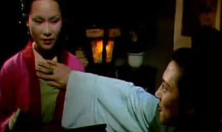 多姑娘究竟如何凭本事让王熙凤吃了一回哑巴亏？（怎么可以错过）