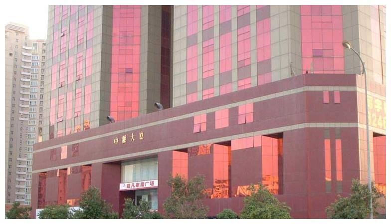 奇闻故事：深圳某大厦的诡异传说，不得不说被谣言迫害的挺惨的