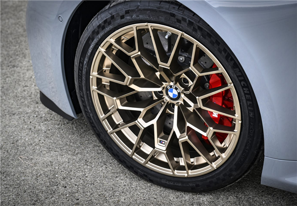 7分25秒534干翻奥迪！全新宝马M2 CS成纽北最速紧凑型车