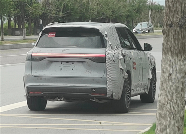 问界M8产品经理：纯电版即将公示 一杯咖啡满电出发