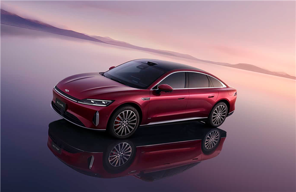 14万的车豪华配置对标迈巴赫!奇瑞风云A9L上市24小时锁单50287台