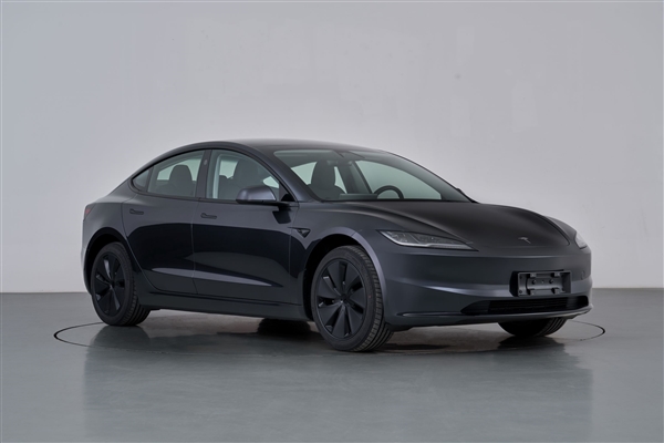 特斯拉Model 3+实车亮相：续航全系最长 有望9月上市