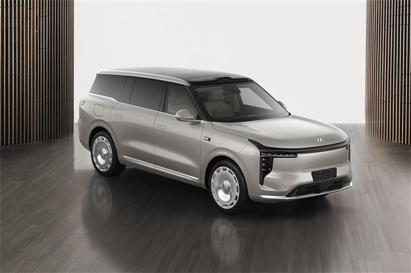 国产9字辈大SUV+1!上汽智己LS9官图发布:凯雷德即视感