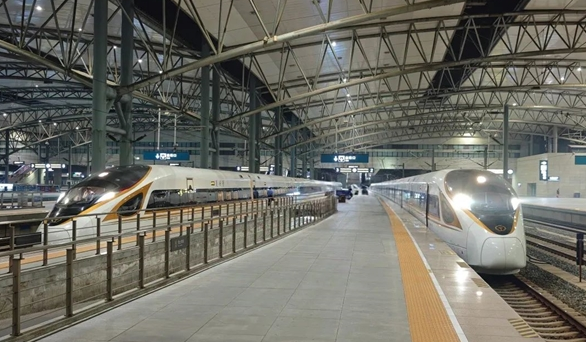 12306抢票遇到真大佬上热搜！大佬一文讲懂铁路卖票的底层逻辑