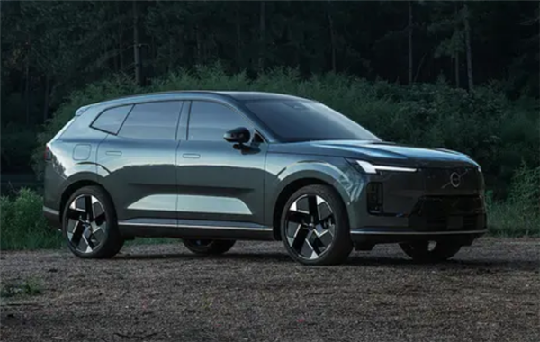 全新中型插混SUV!沃尔沃XC70官图首发:8月开启预售