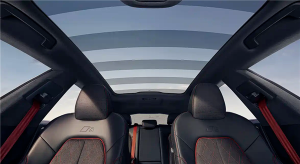 限时25.99万起 上汽奥迪A5L上市:第五代EA888+华为智驾