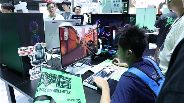 ChinaJoy网易游戏被挤爆了！七彩虹iGame显卡神助攻