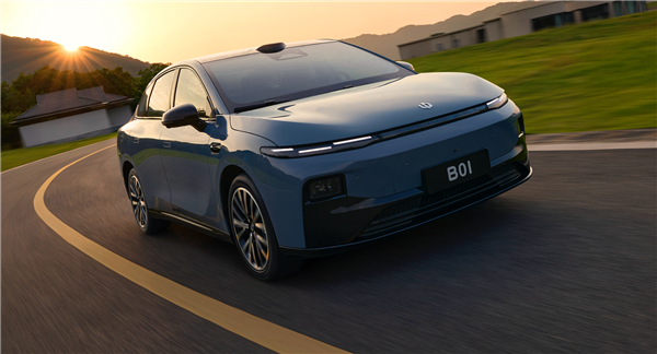 零跑汽车再创历史新高:周末两天日均锁单超3000台