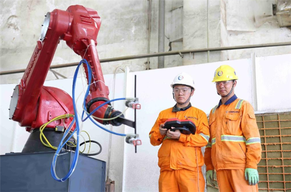 效率最高提升8倍!我国首条海洋油气装备智能化涂装产线投用