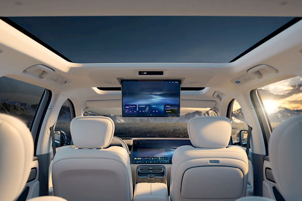 5米2全尺寸SUV杀入20万内!吉利银河M9预售:19.38万元起