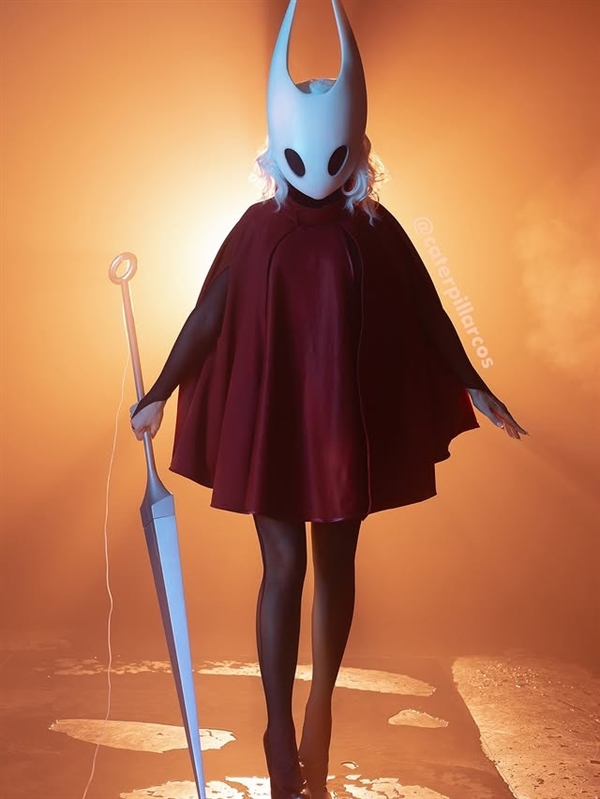 “丝”之歌！ 美国小姐姐cos大黄蜂全身包丝