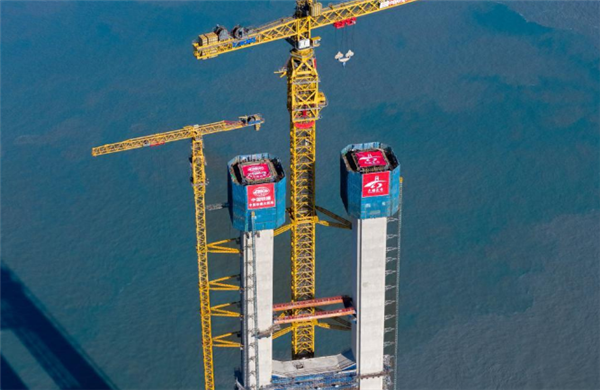 1768米一跨过海!双屿门特大桥首座主塔顺利封顶