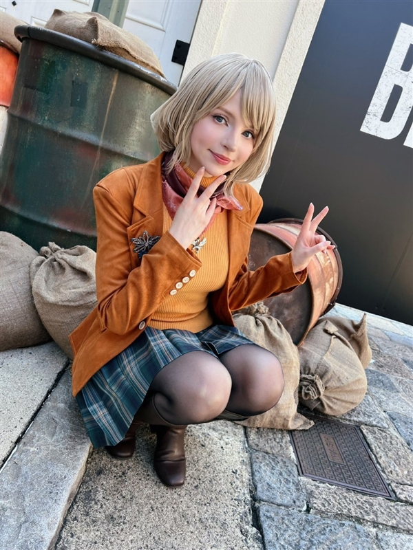 阿什莉体模Cos《合金装备3》夏娃第2弹：完美还原