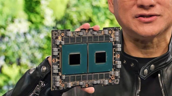 不只靠Intel！黄仁勋：决不放弃Arm CPU