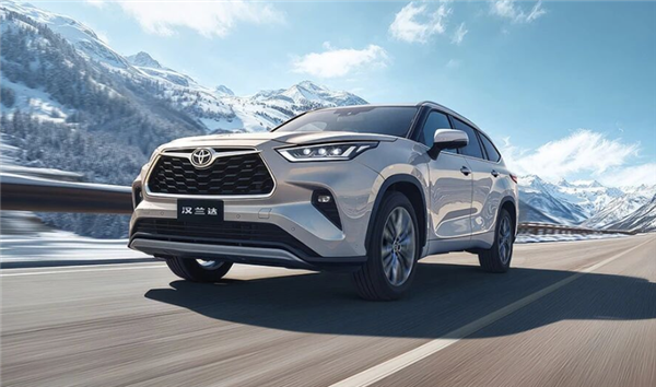 21.98万起 新款汉兰达上市:配置大升级一点儿也不丰田