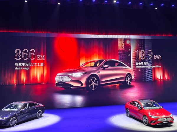 奔驰联手Momenta推出全新智驾系统：全新纯电CLA首搭 支持车位到车位