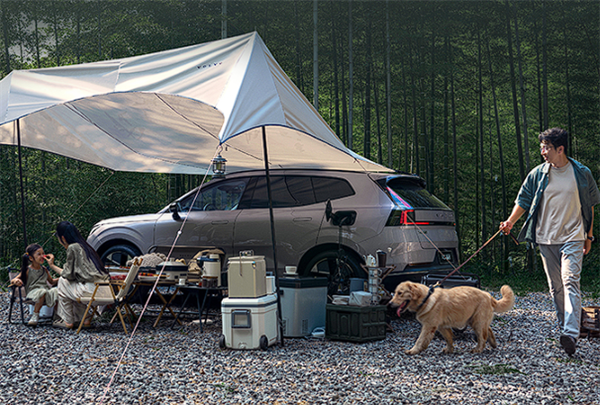 比指导价狂降15万 全新沃尔沃XC70插混SUV上市:26.99万起