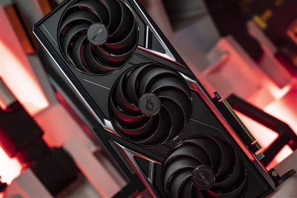 2025 CS亚洲邀请赛开打:七彩虹显卡、笔记本闪亮赛场