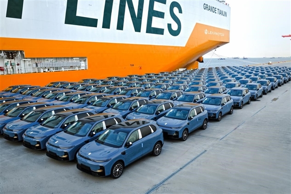 中国新能源车反攻欧洲市场:比亚迪第一 零跑暴涨超百倍