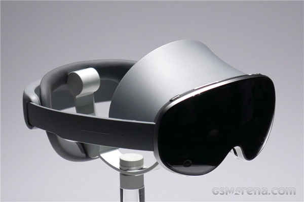 三星安卓XR头显官宣：迎战苹果Vision Pro