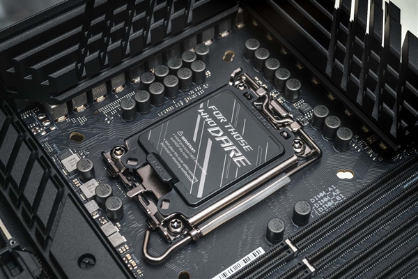 不是Intel也非AMD Linux中发现未知x86处理器:来源很神秘