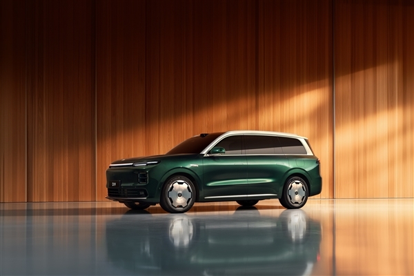 增程配80度电池业界第一大!朱江明:零跑D系列不会追求过高毛利