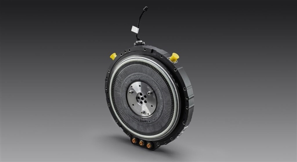 不到13kg却能爆发千匹马力!奔驰新电机突破功率密度世界纪录